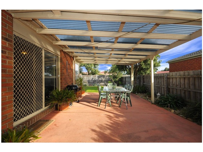 5 Delatite Way, Skye VIC 3977