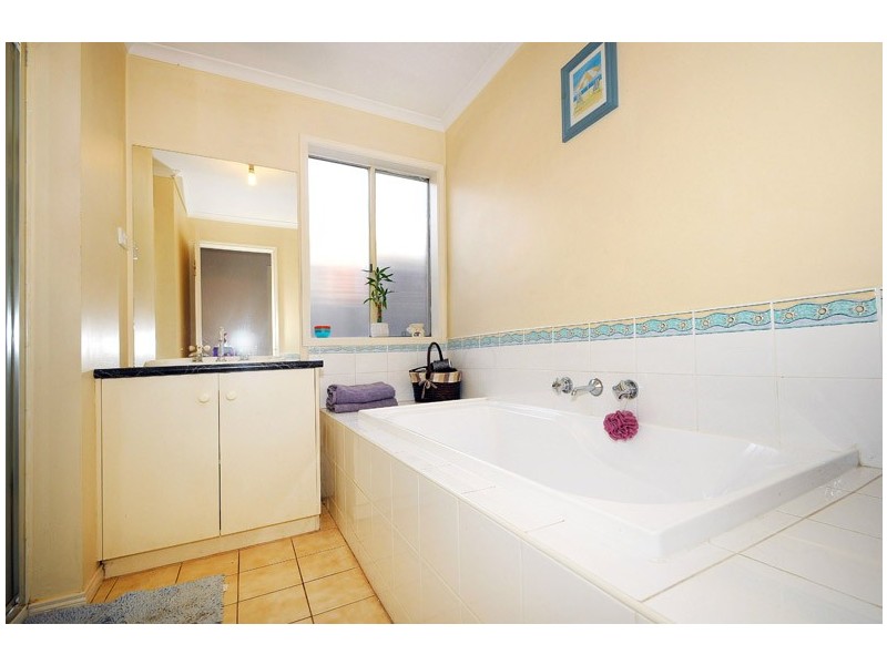 5 Delatite Way, Skye VIC 3977