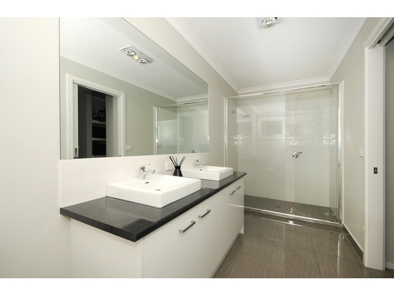 10 St Anthony Court, Carrum Downs VIC 3201