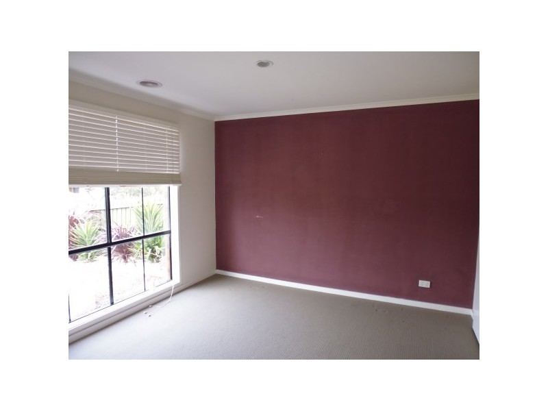 10 Belgrave Place, Carrum Downs VIC 3201