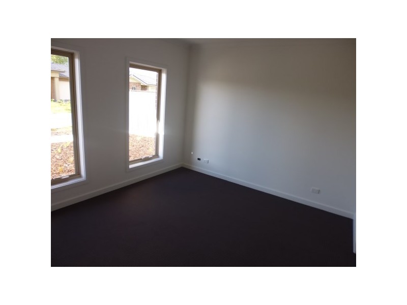 3 Paradise Way, Skye VIC 3977