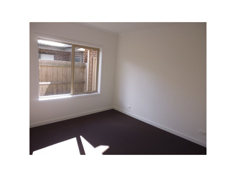 3 Paradise Way, Skye VIC 3977