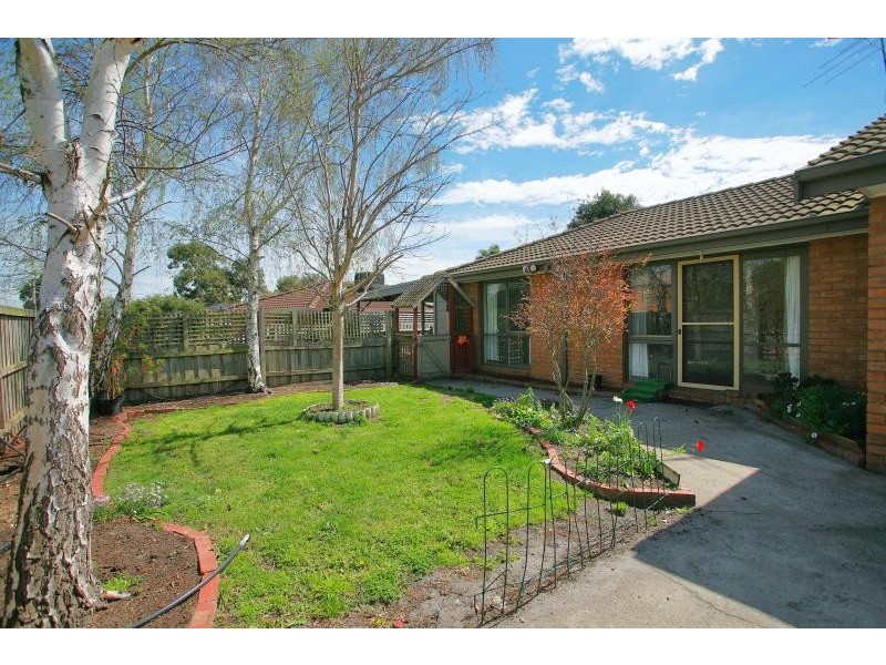 2 Hawthorn Court, Carrum Downs VIC 3201