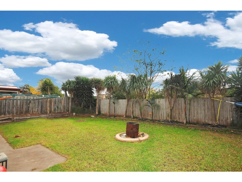 16 Clancy Crescent, Carrum Downs VIC 3201