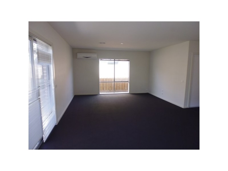 13 Blossom Way, Carrum Downs VIC 3201