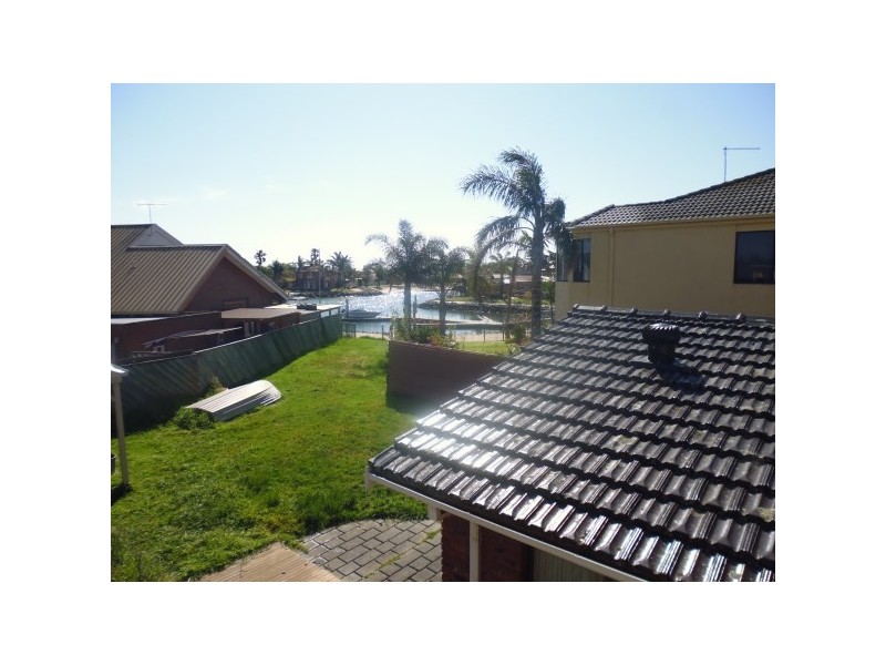 7 Marlin Bay, Patterson Lakes VIC 3197