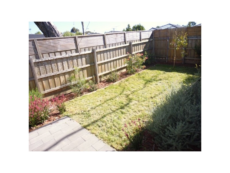 2/200A North Road, Langwarrin VIC 3910