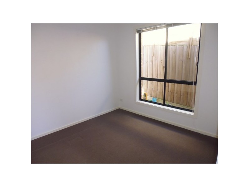 2/200A North Road, Langwarrin VIC 3910