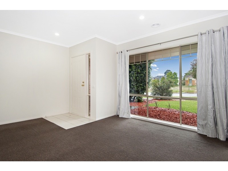 30 Jacana Drive, Carrum Downs VIC 3201