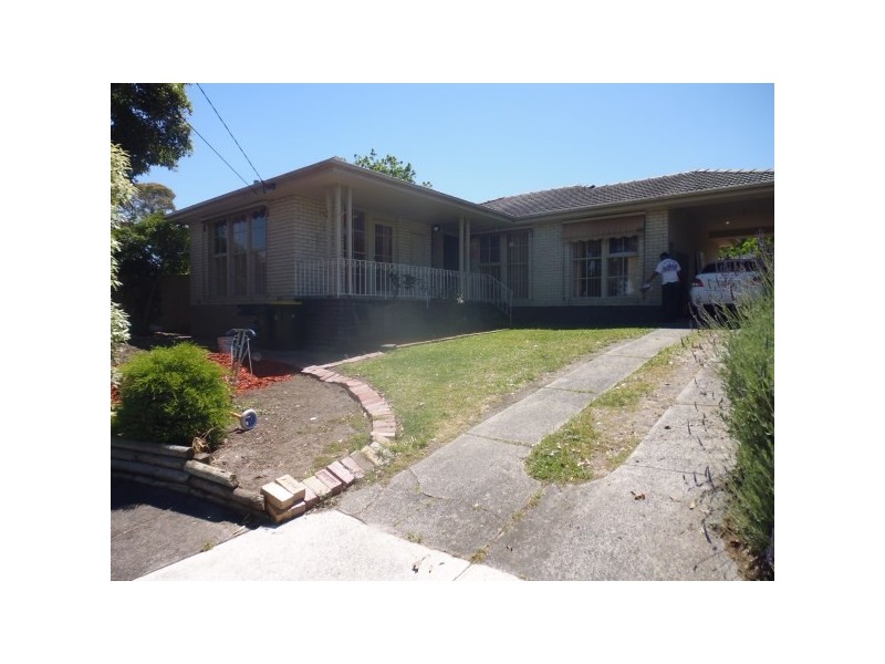 14 Carmel Court, Frankston VIC 3199