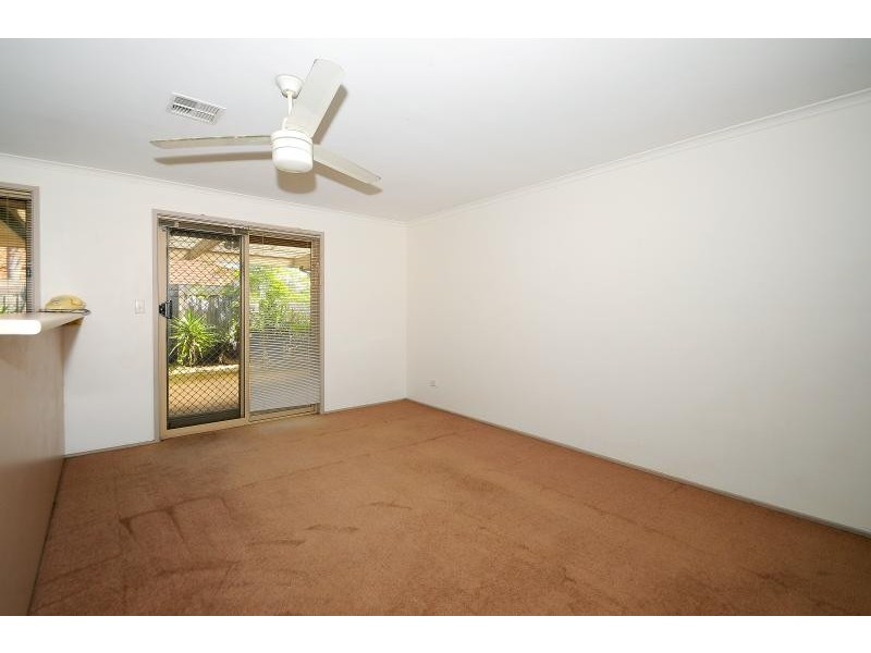 11 Streeton Court, Skye VIC 3977