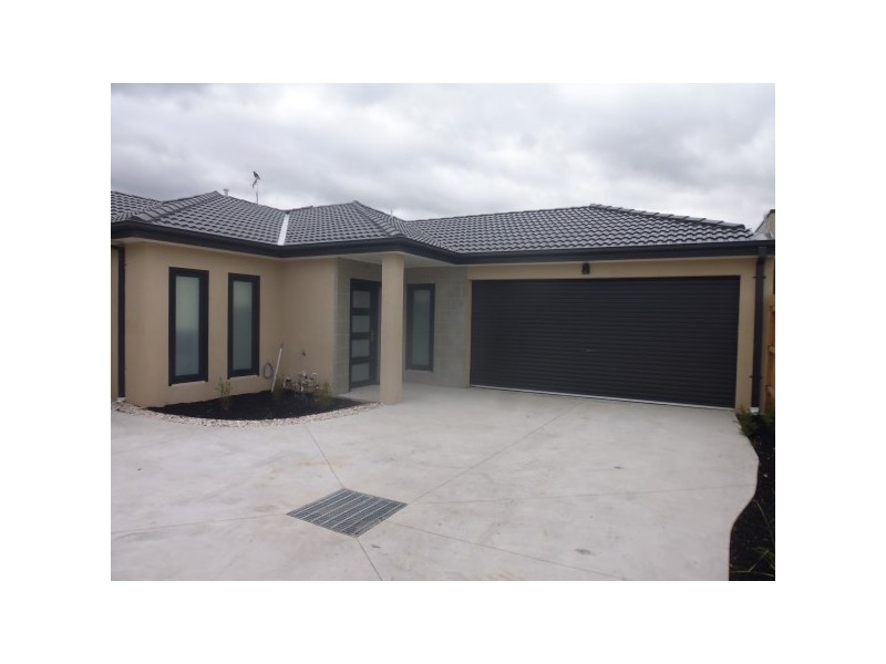 3/6 Fairfield Street, Cranbourne VIC 3977