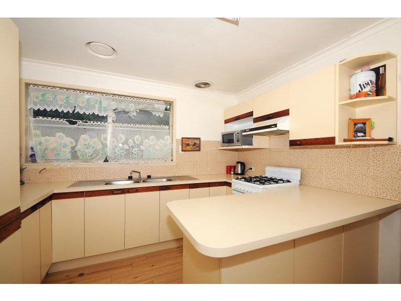 13 Bursaria Crescent, Frankston North VIC 3200