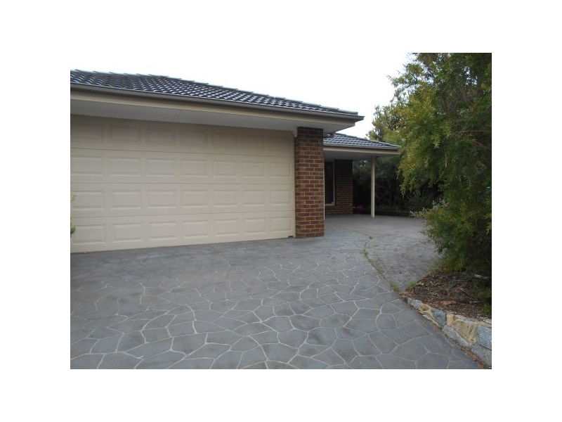 16 Bawden Street, Carrum Downs VIC 3201