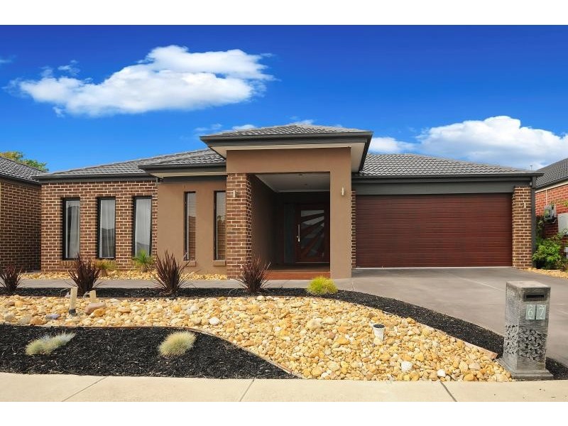 67 Malua Circuit, Sandhurst VIC 3977