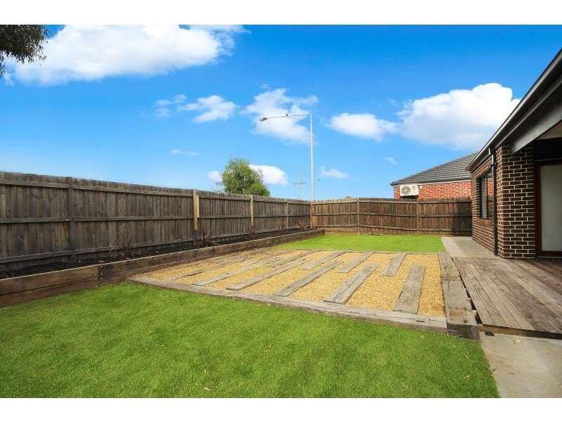 67 Malua Circuit, Sandhurst VIC 3977