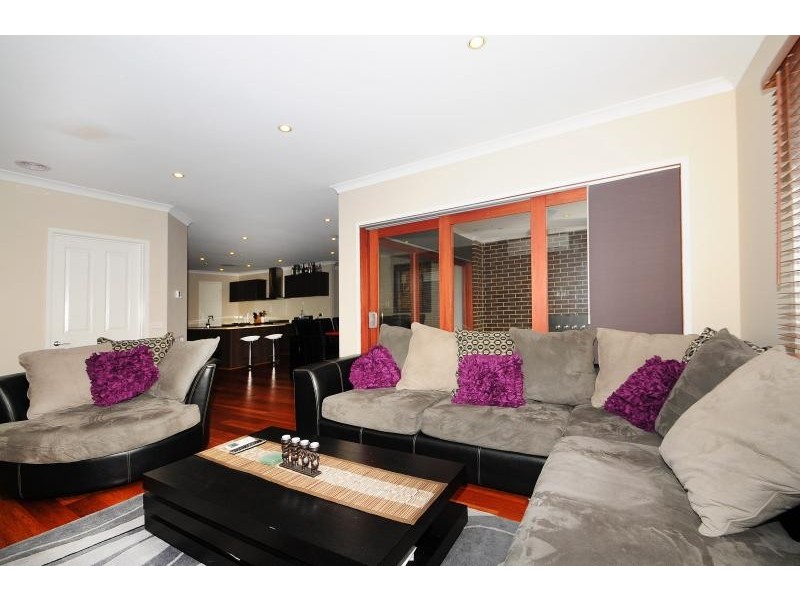 67 Malua Circuit, Sandhurst VIC 3977