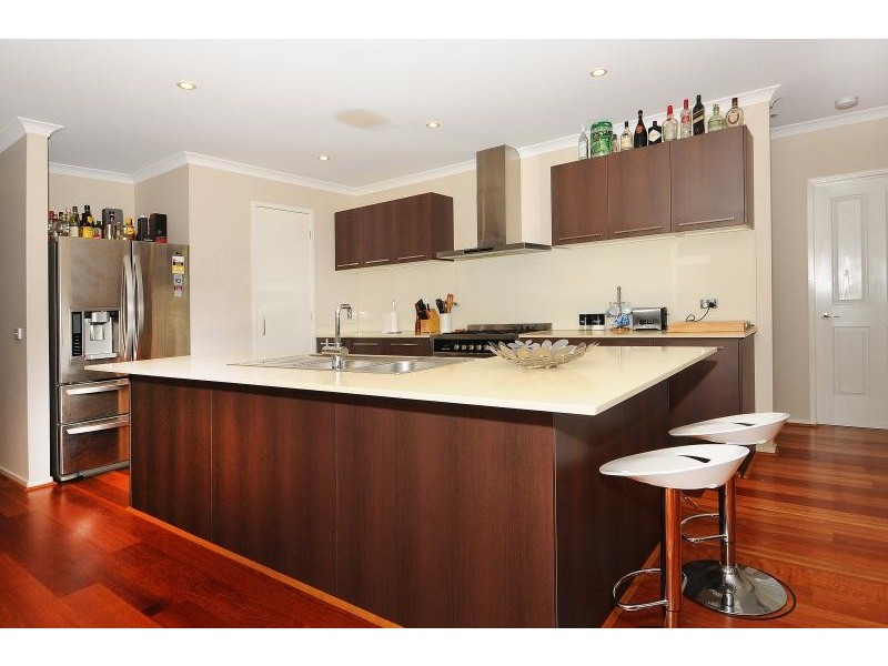 67 Malua Circuit, Sandhurst VIC 3977