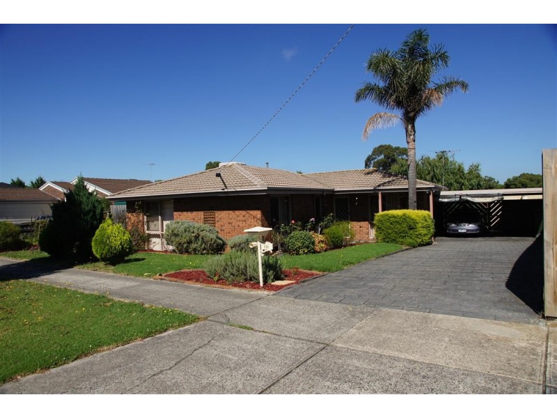 18 Pimmys Court, Skye VIC 3977