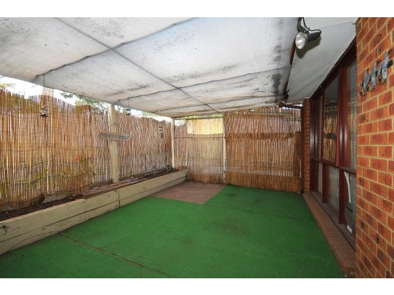 16 Greenwood Drive, Carrum Downs VIC 3201