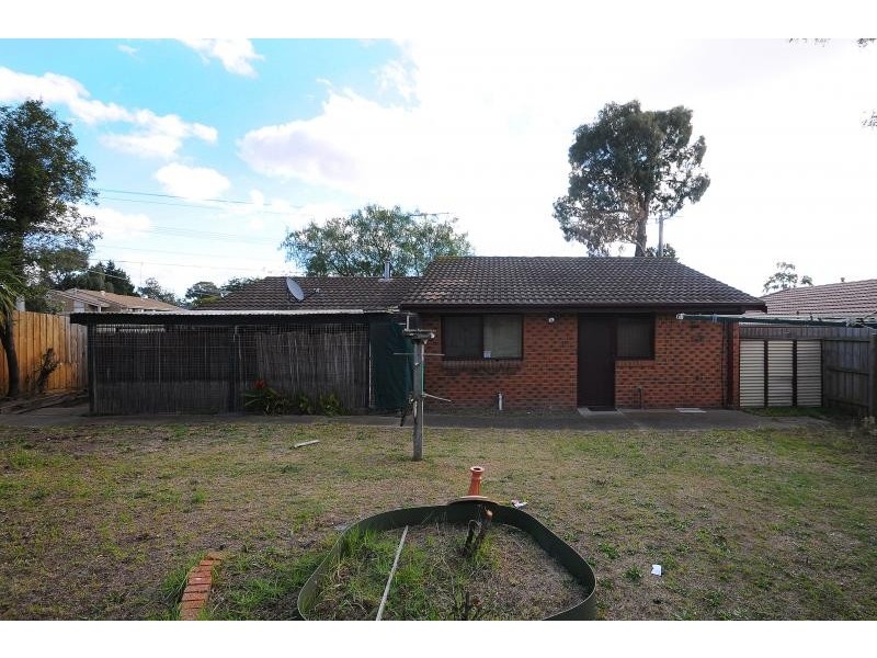 16 Greenwood Drive, Carrum Downs VIC 3201