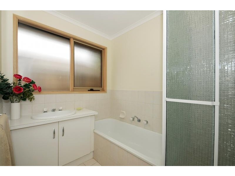 41 Carrington Crescent, Carrum Downs VIC 3201