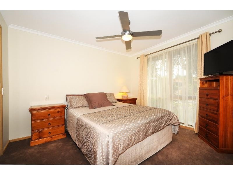 41 Carrington Crescent, Carrum Downs VIC 3201