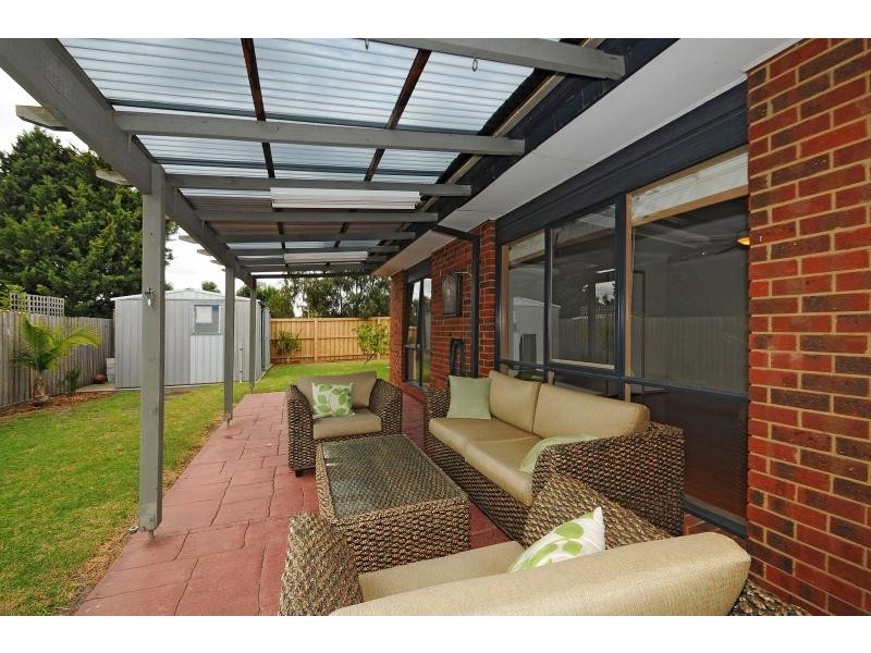 41 Carrington Crescent, Carrum Downs VIC 3201