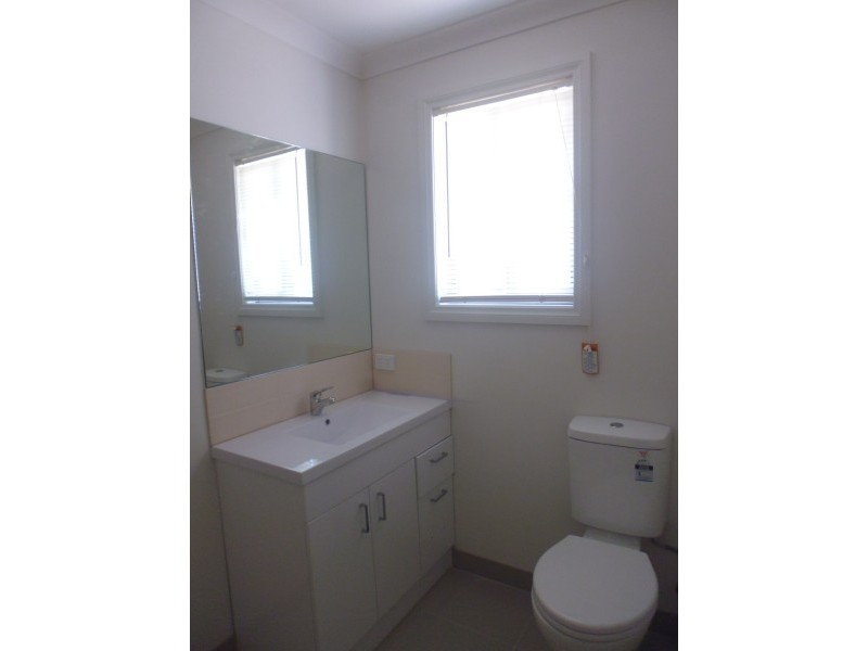 10-12 Innes Court, Berwick VIC 3806