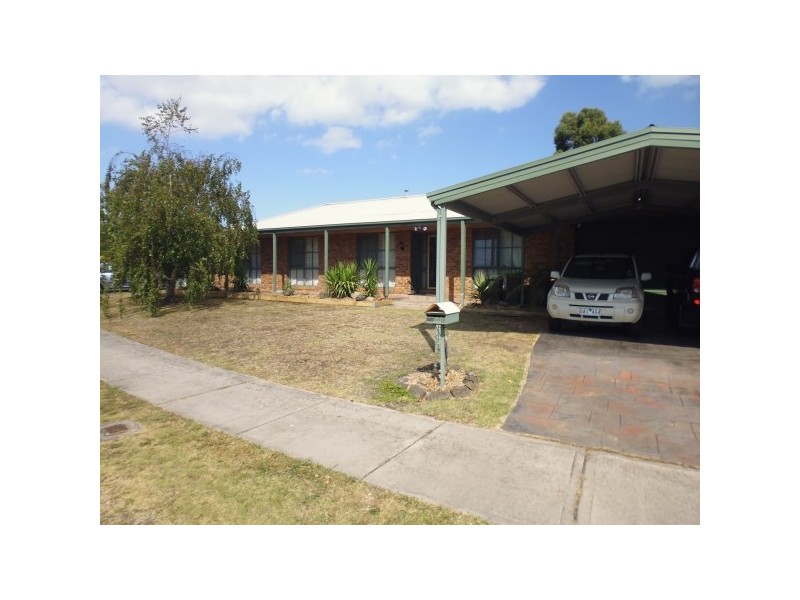 18 Partridge Crescent, Carrum Downs VIC 3201