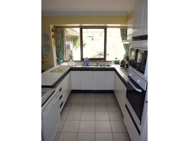 18 Partridge Crescent, Carrum Downs VIC 3201