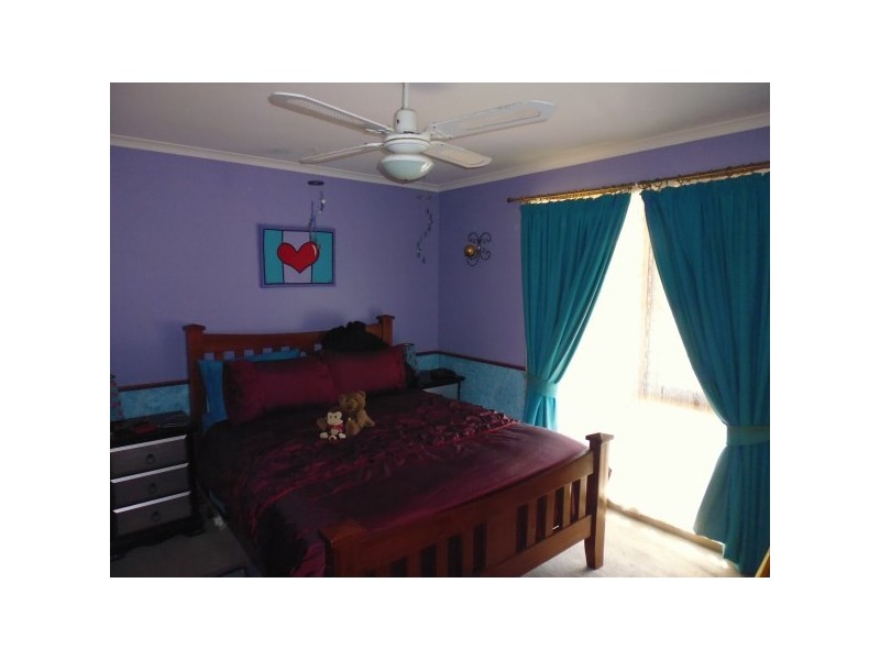 18 Partridge Crescent, Carrum Downs VIC 3201