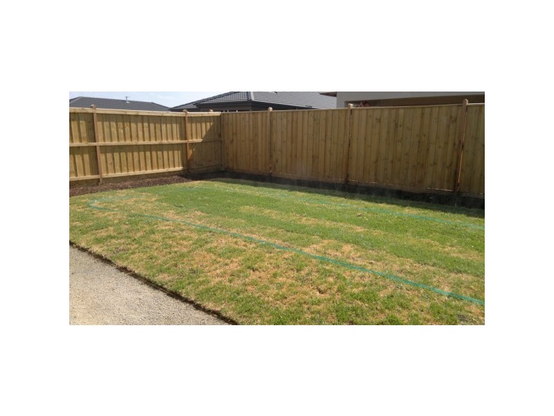 17 Serene Way, Clyde North VIC 3978