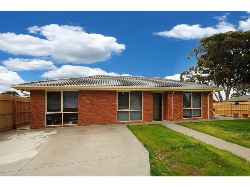 26 Quarrion Drive, Carrum Downs VIC 3201