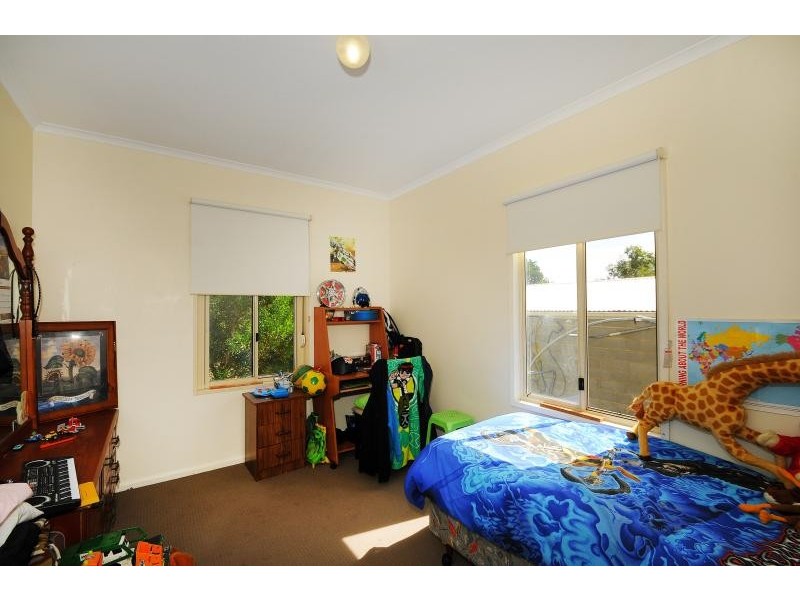 39 Pine Street, Frankston North VIC 3200