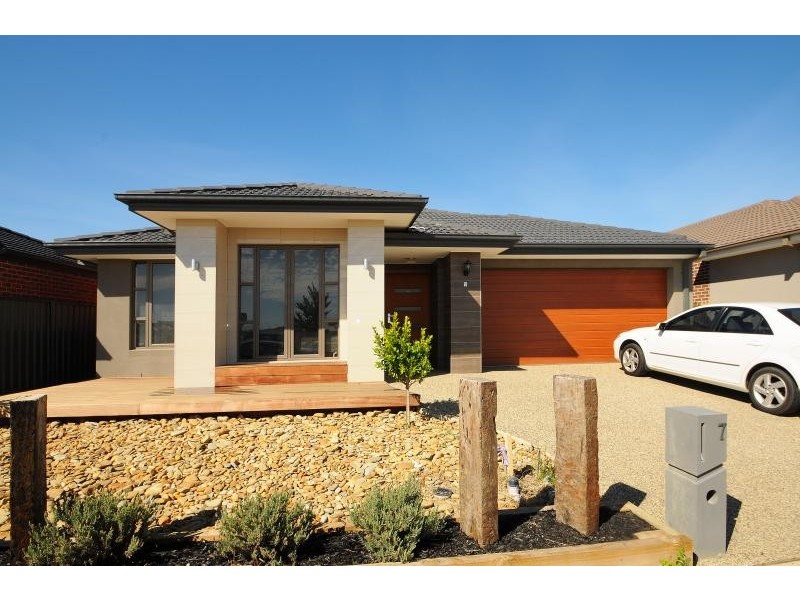 7 Olympus Crescent, Cranbourne VIC 3977