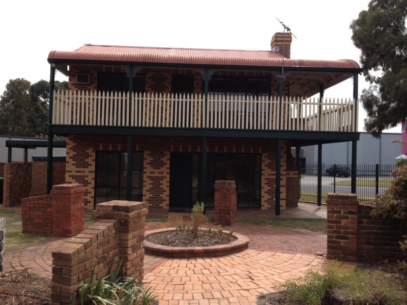 3 Frankston-Gardens Drive, Carrum Downs VIC 3201