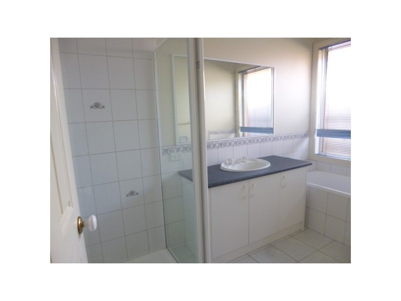 15 Suadd Court, Cranbourne VIC 3977