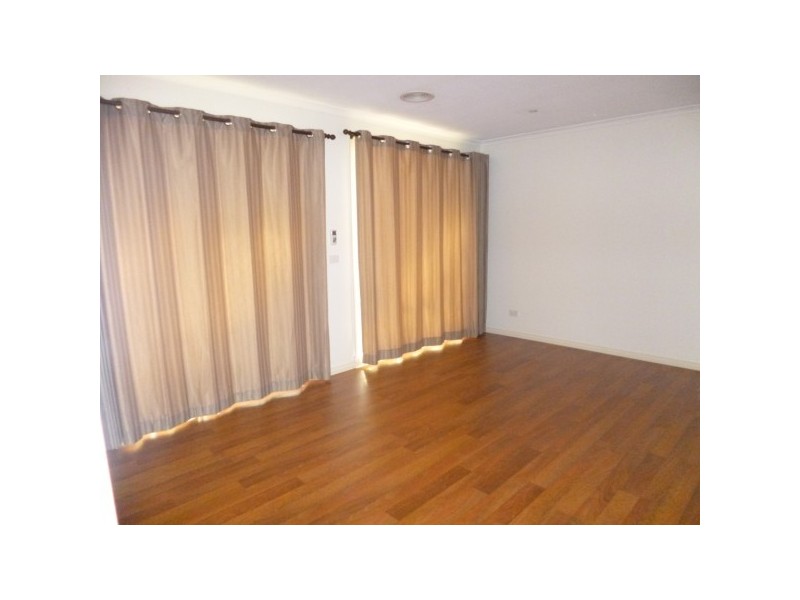 15 Suadd Court, Cranbourne VIC 3977