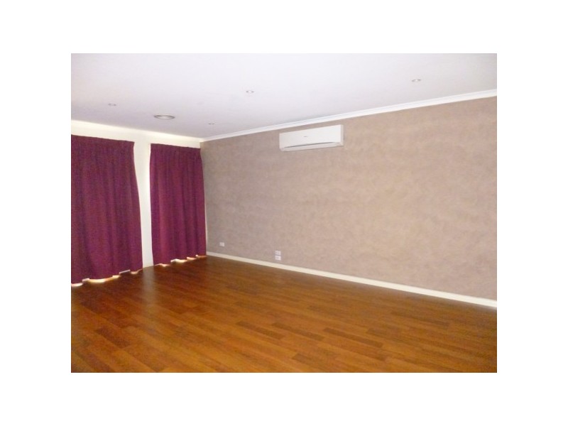 15 Suadd Court, Cranbourne VIC 3977