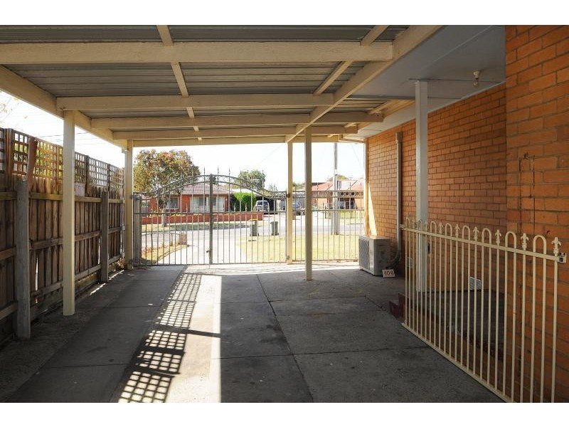 106 Excelsior Drive, Frankston North VIC 3200