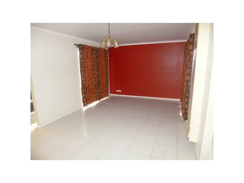 42 Rowellyn Avenue, Carrum Downs VIC 3201