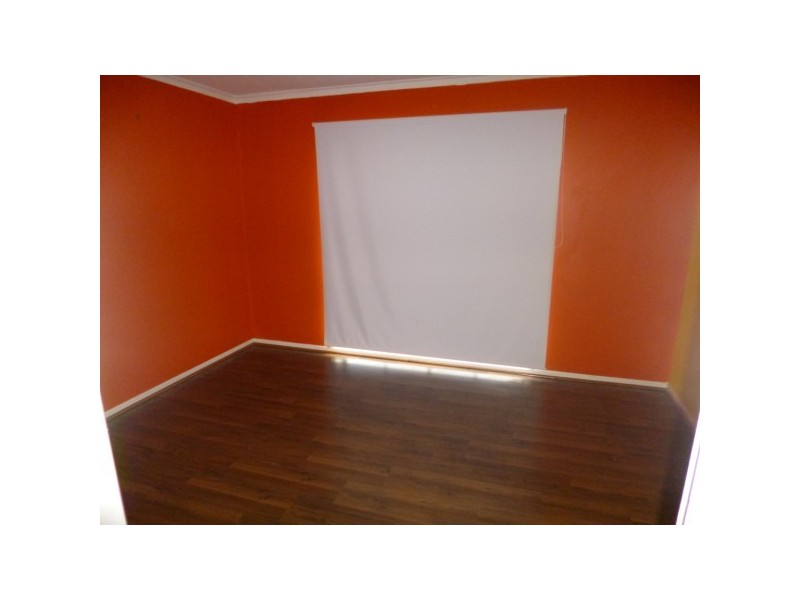 42 Rowellyn Avenue, Carrum Downs VIC 3201