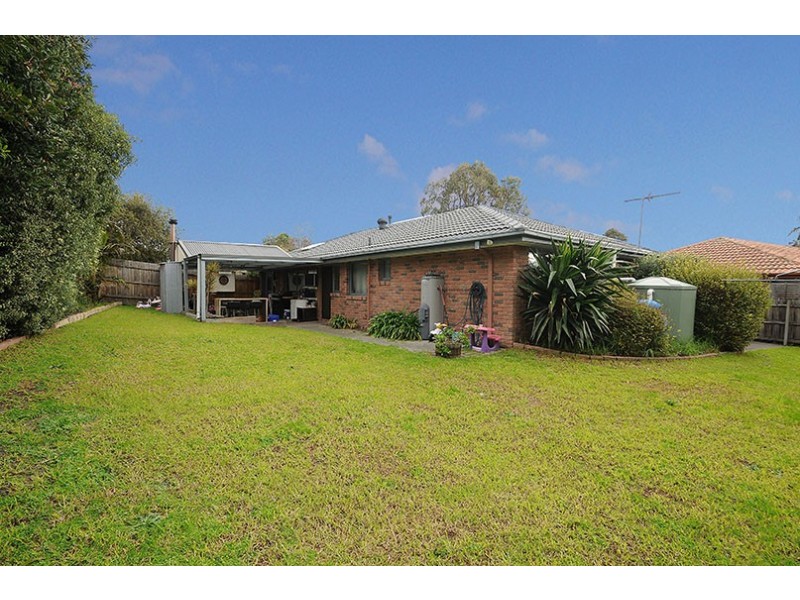 56 Carrington Crescent, Carrum Downs VIC 3201