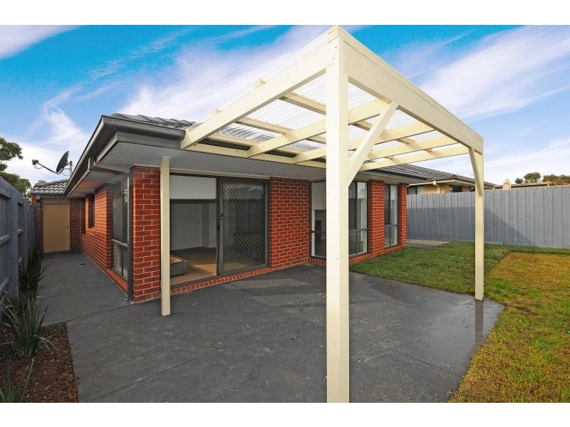 17 Carrum Woods Drive, Carrum Downs VIC 3201