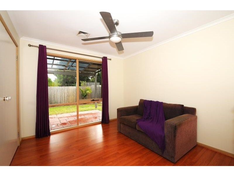 41 Carrington Crescent, Carrum Downs VIC 3201