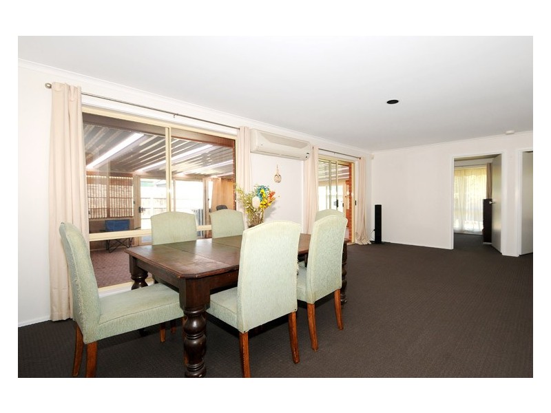 1 St Andrews Close, Carrum Downs VIC 3201