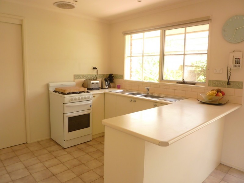 2 Lautrec Street, Frankston VIC 3199