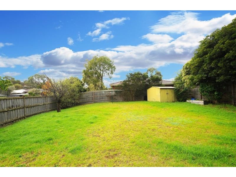 2 Lautrec Street, Frankston VIC 3199