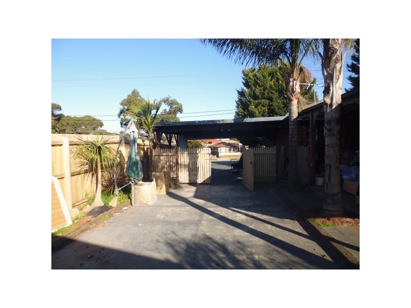 163 Hall Road, Carrum Downs VIC 3201